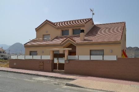 VIVIENDA UNIFAMILIAR